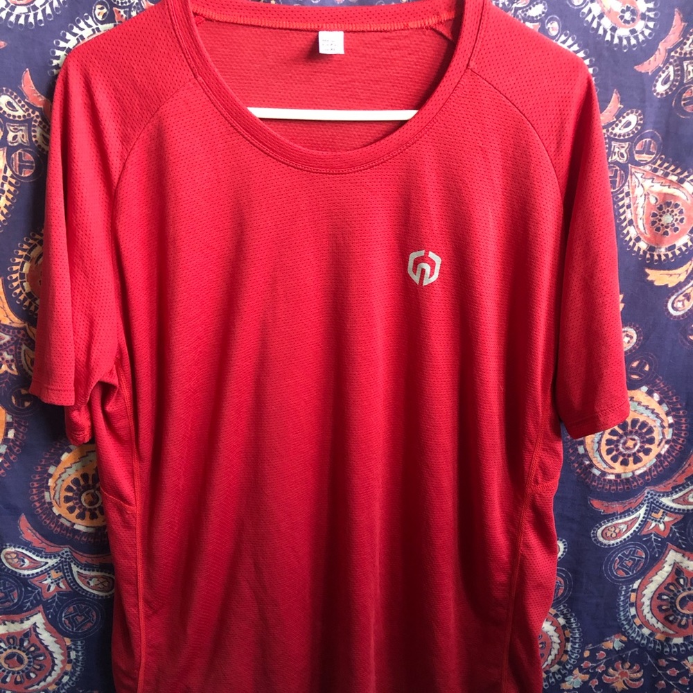 Work-out shirt